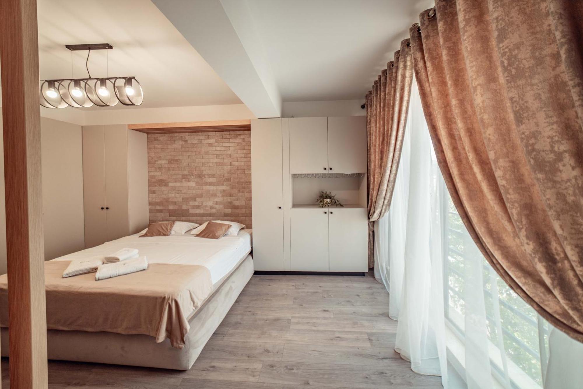 Palas Mall - Cozy Studios And Flats Iasi Extérieur photo